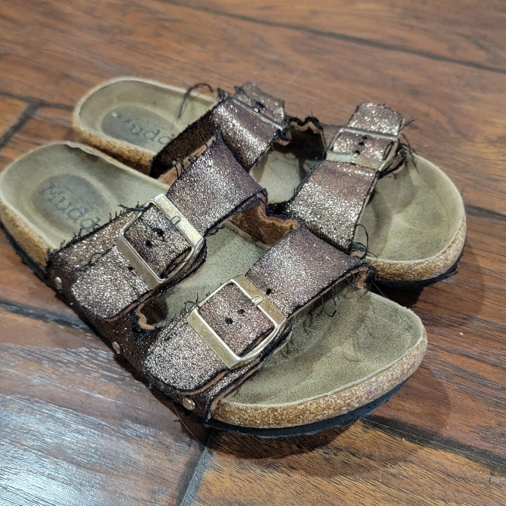 Mudd Sandals